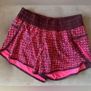 Lululemon Tracker short III